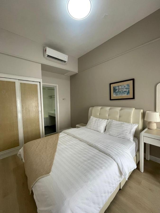 Instay Leisure Mahkota With Sea/Pool View Malacca Exterior photo